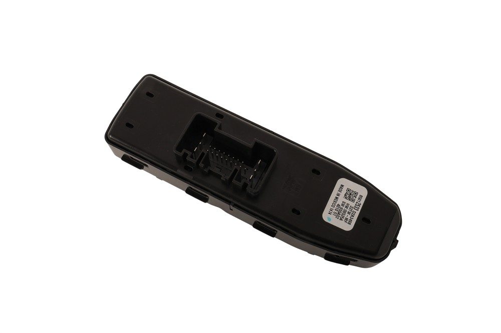 GM Genuine Parts Door Window Switch 85012533 — image 2